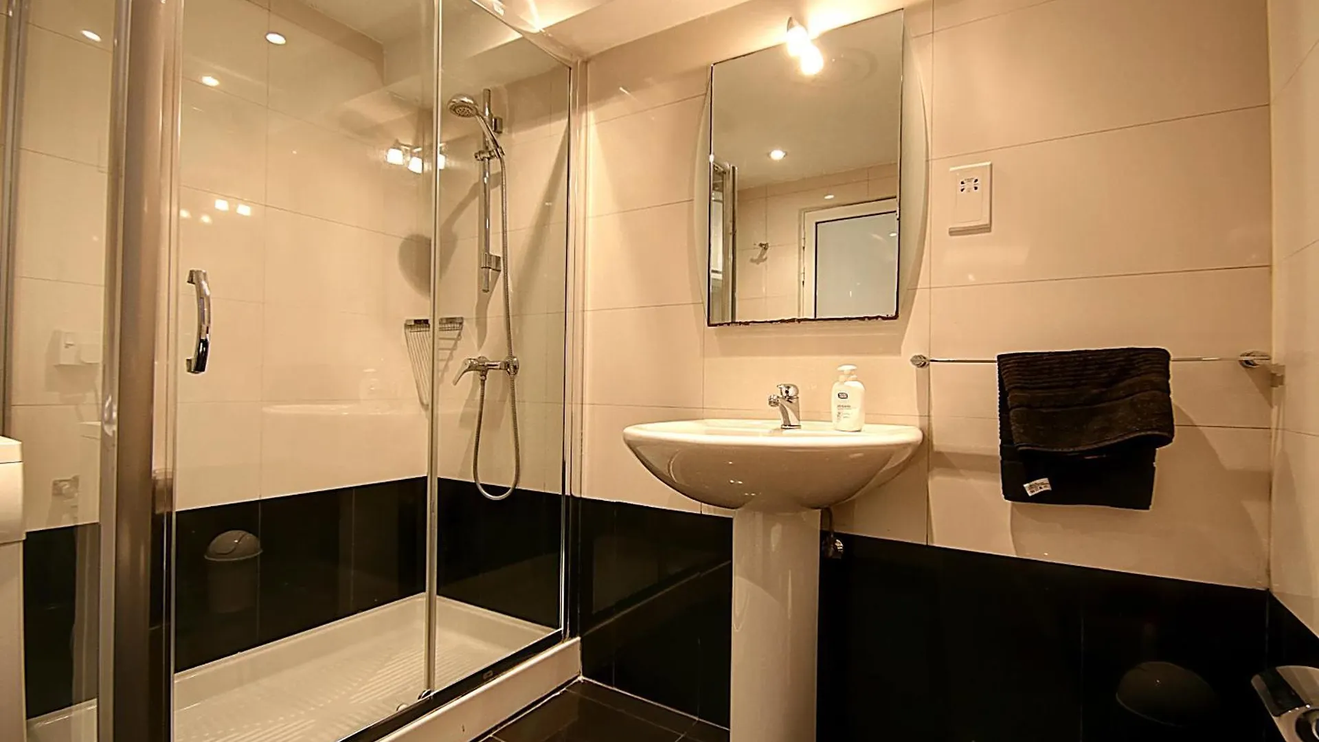 Old Mint No1 Apartment Valletta 0*,  Malta